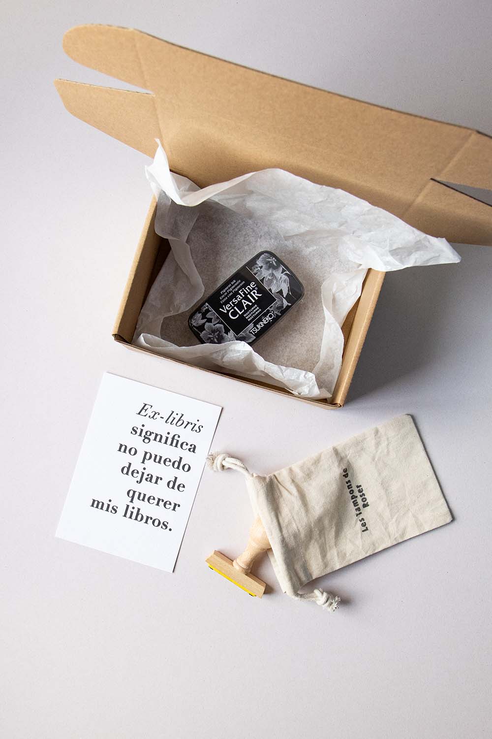 Envoltorio ex-libris pila de libros